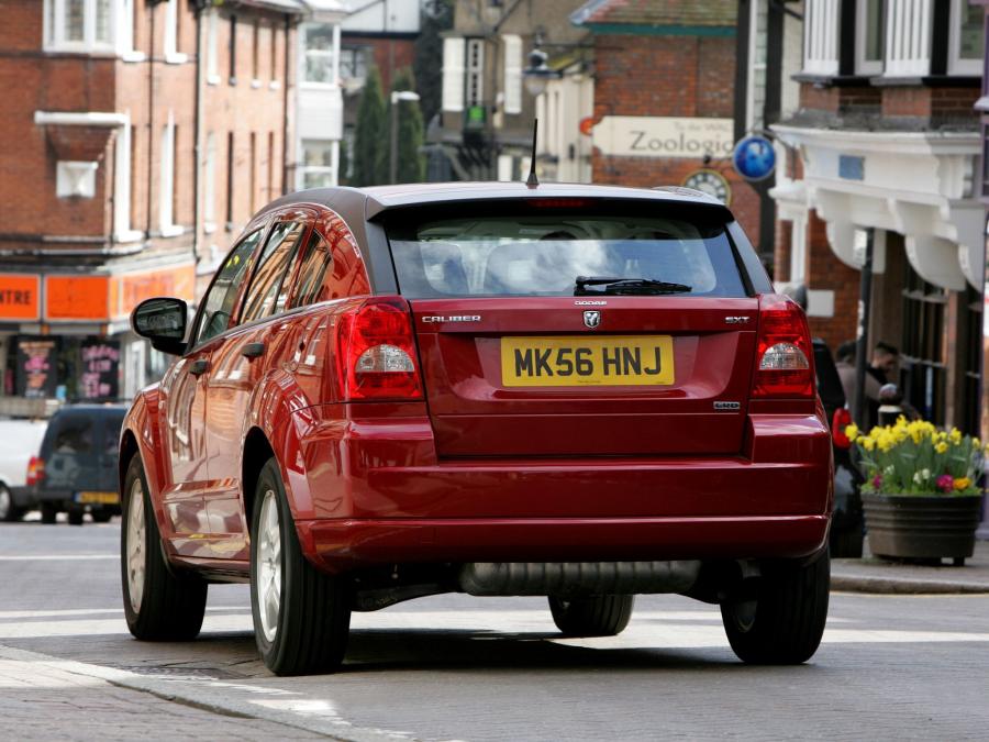  Dodge Caliber 2006 года  (UK) (фото 26 из 31)